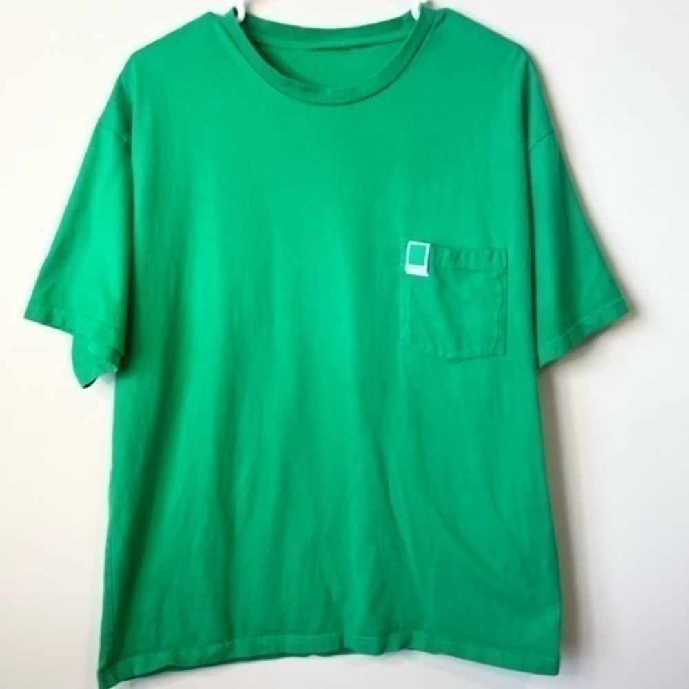 Pantone green 90s Y2K T-shirt size large men’s